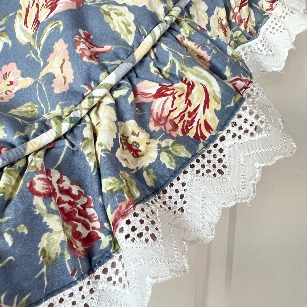 Vintage Waverly Garden Room Heritage Valance Blue Floral White Lace 60x11